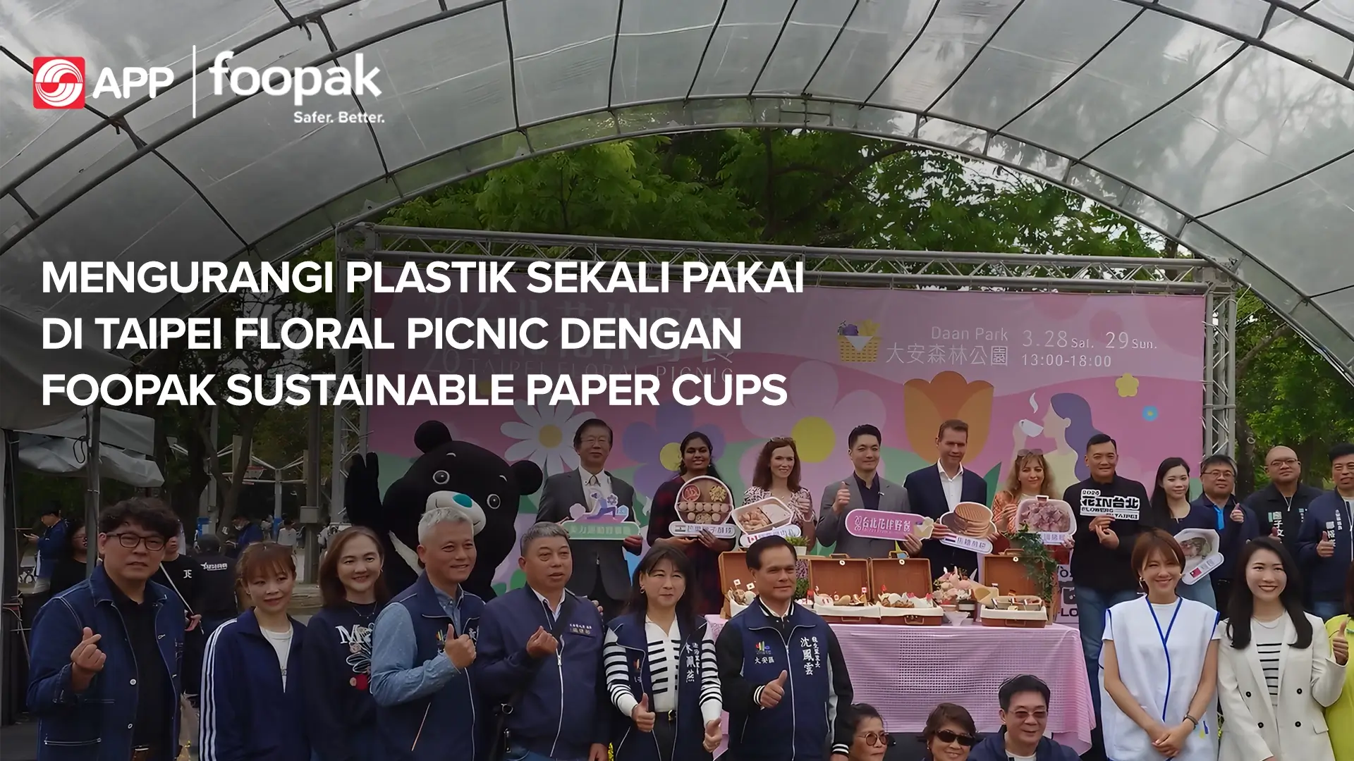 Cutting Single-Use Plastic at Taipei Floral Picnic with Foopak Sustainable Paper Cups